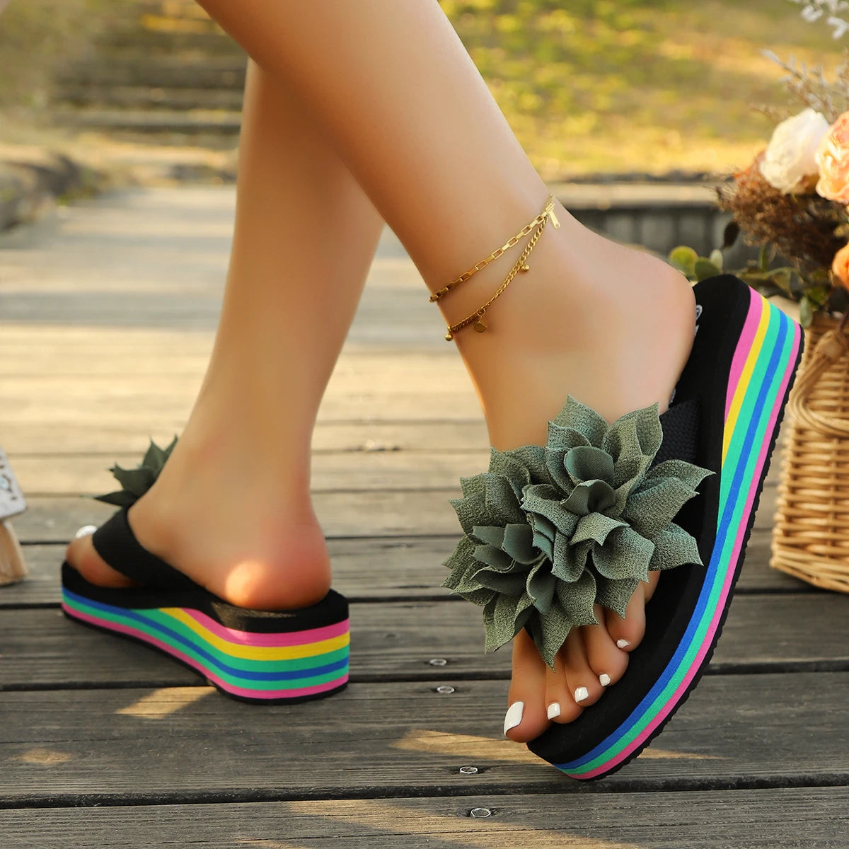 Big Flower Decor Wedge Flip Flops Women 2025 Summer Rainbow Thick Bottom Beach Slippers Woman Light Non Slip Platform Sandals