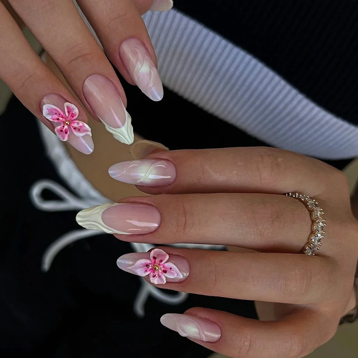French Fake Nails Red Five-pointed Star False Nails Full Cover Press on Nail Tips y2k Nail Art Almond Artificial Nail Patches